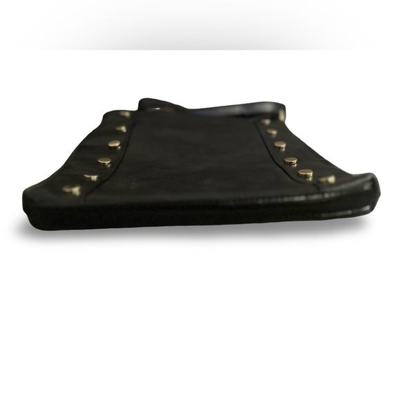 Tommy Bahama EL Roble Distressed Black Leather Studded Slim Crossbody 10x10x1.25 - Picture 6 of 11